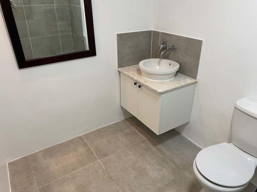 To Let 2 Bedroom Property for Rent in Rondebosch Western Cape